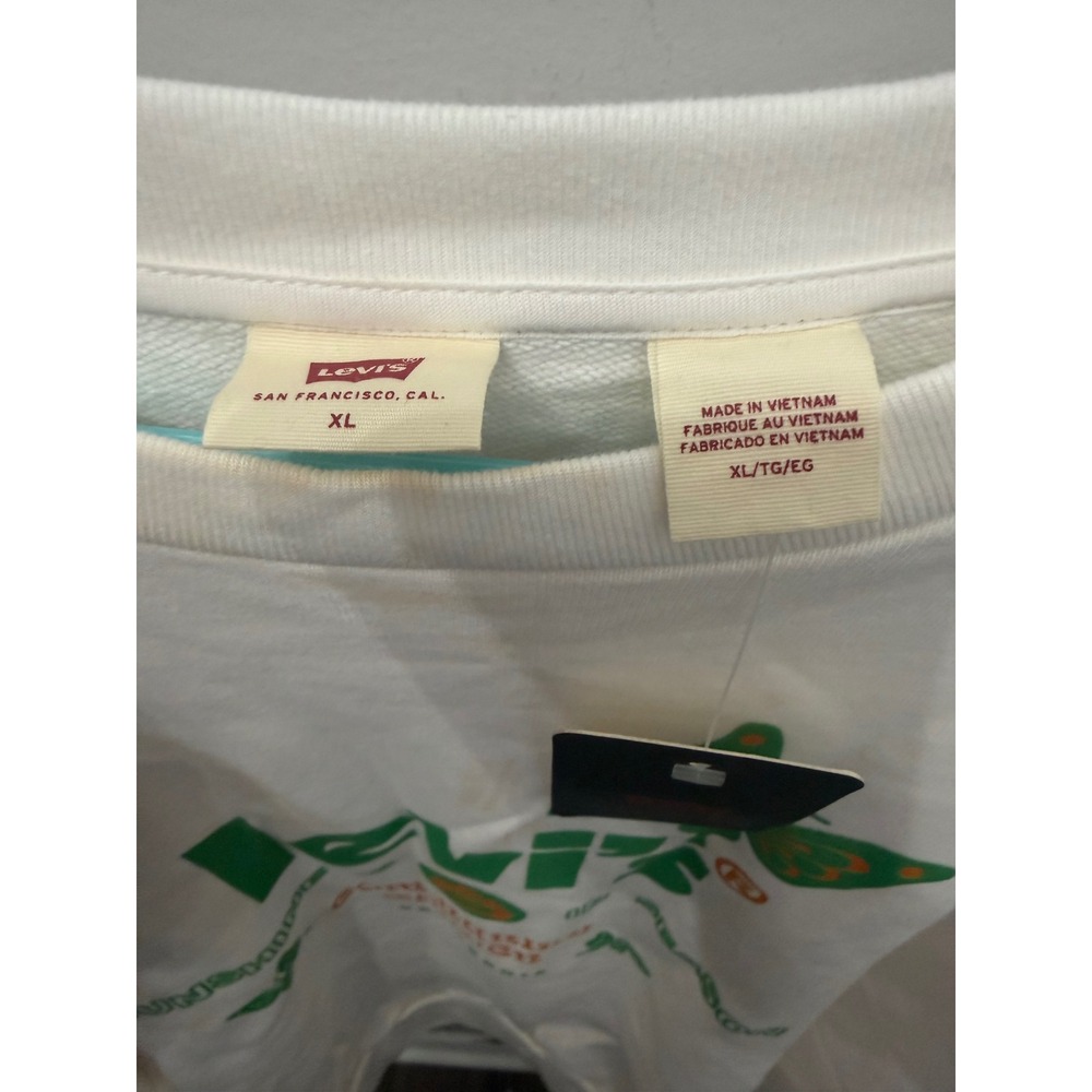 Levis Community Garden Butterfly Prism Crewneck Sweatshirt Womens XL NWT A0888 - Picture 3 of 5